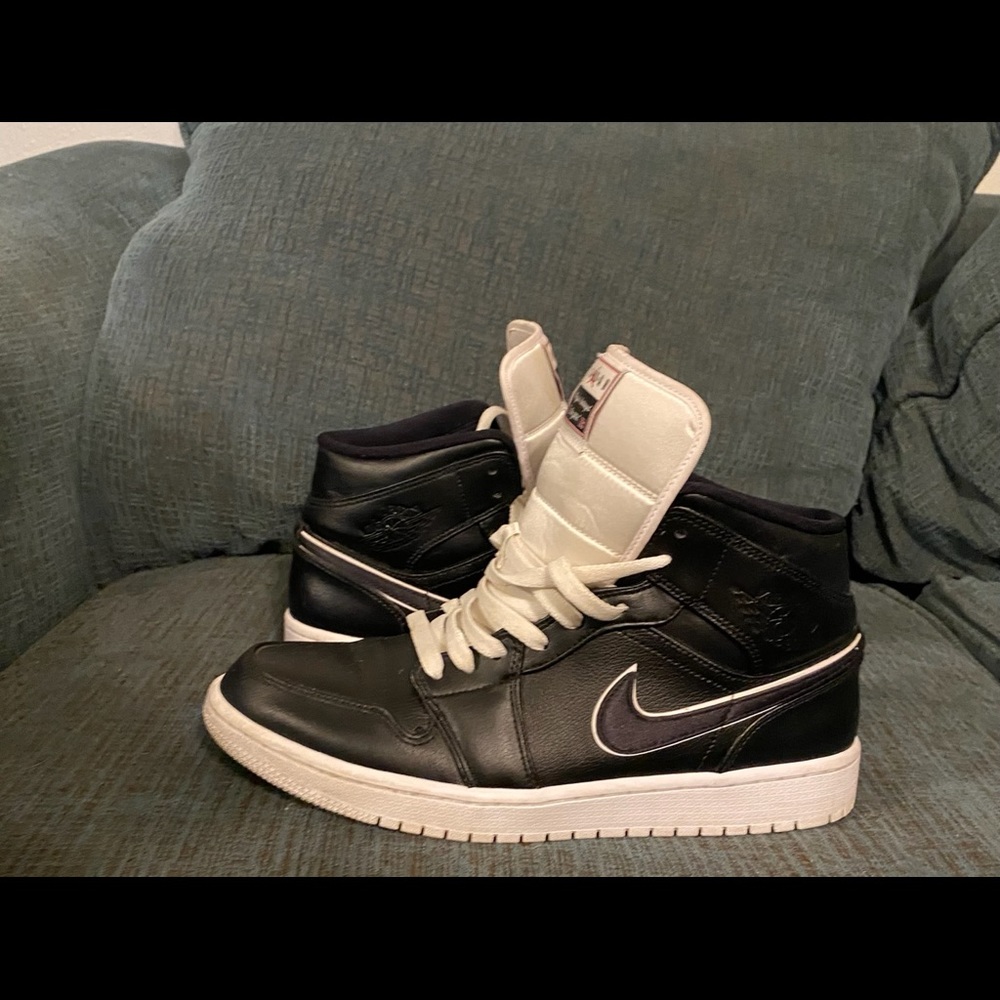 Men’s Nike Air Jordan’s Retro Ones